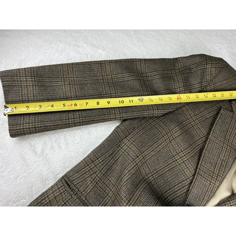 Vintage Brooks Brothers 44R Lambswool Cashmere Plaid Blazer Made USA Old Money